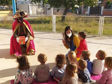 VISITA PATGE REIAL I CARTA DELS REIS MAGS